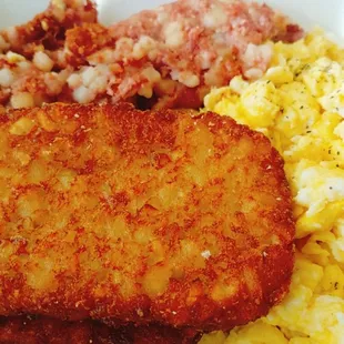 Egg plate with hashbrowns and corned beef hash