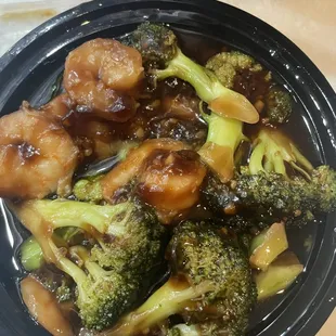 Shrimp and broccoli