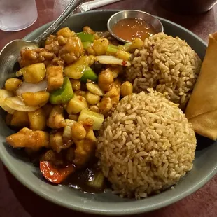 Kung Pao Chicken lunch special