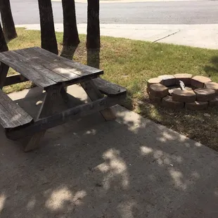 Awesome fire pit. Not many RV camp sites give you a nice one like this.