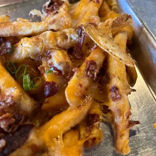 Delicious cheese fries! Great chicken tender salad. Spicy ranch with a super kick!