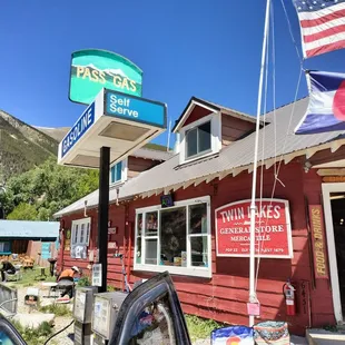 They have gas at good prices?