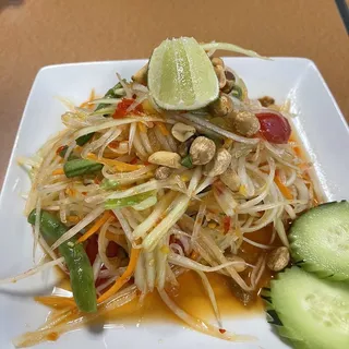 Som Tum (Papaya Salad)