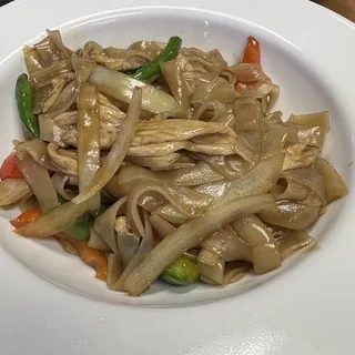 Pad Kee Mao (Drunken Noodle)