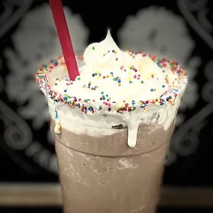 food, dessert, cupcakes