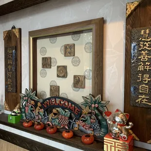 Truly Indonesian and Chinese Chic at the entrance