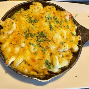 Lobster Mac had lots of chunks of lobstah!