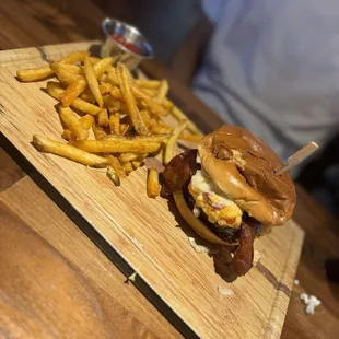 Billionaire&apos;s Bacon Burger
