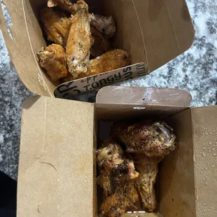 Boneless Wings (1 pound) sauce so water down didn't stay on the wings. Worst wings I've had