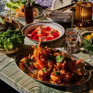 chicken wings and fried chicken, interior