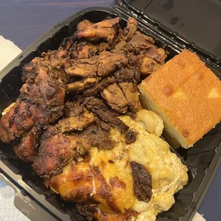 Jerk Chicken, Macaroni and Cornbread