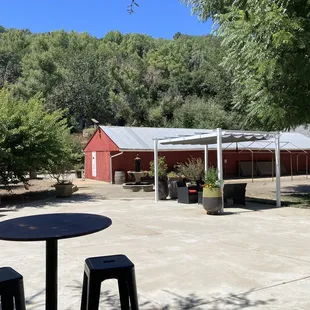 Beautiful space and lots of spots to sit and enjoy the views