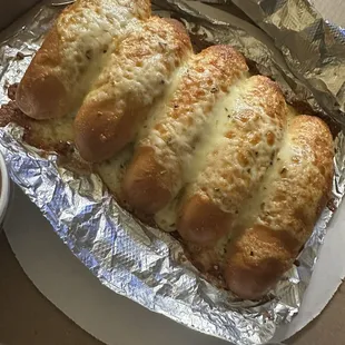 Garlic bread and cheese heaven