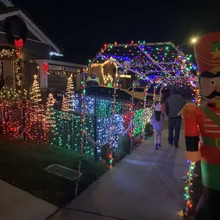 Lots of cute backgrounds for photos!