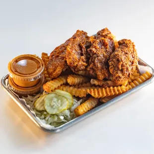 VEGAN TWIST HOT CHICKEN vegan fried chicken in your choice of heat level, house slaw, twist sauce, dill pickles