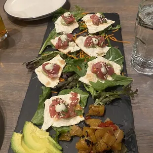 Ahi nachos