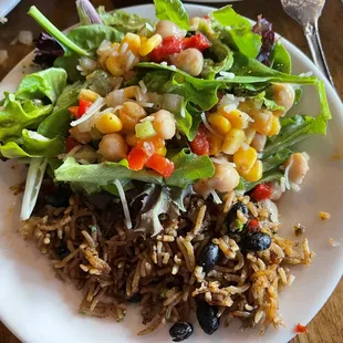 Ensalada de Garbanzo, Beans &amp; Rice