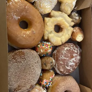 Mix of Cream Puffs, and Raised &amp; Cake Donuts.