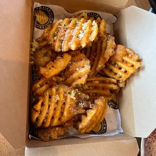 Tasty Parmesan Waffle Fries