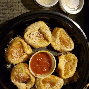 Toasted ravioli (ricotta filling) with marinara
