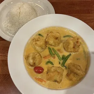 Pork Dumpling Red Curry