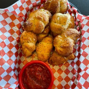 Garlic Knots