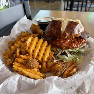 Soul Plane Chik'n, spicy style, w bacon, no tomatoes, extra chipotle mayo