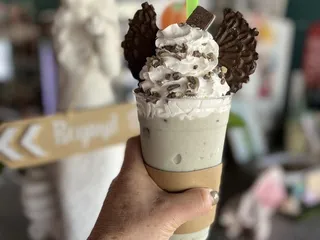 Sea Maids Creamery