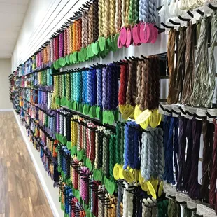 Thread Wall