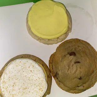 Banana Cream , Lemon Sugar Cookie , Chocolate Chip Cookie