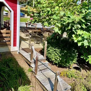 Very nice outdoor space too with the vines.