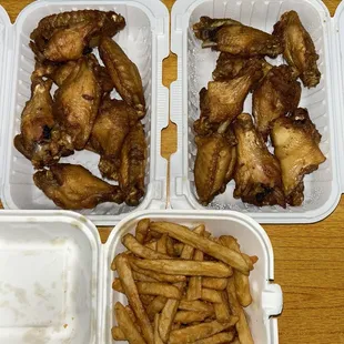 Got wings with sauce on side and they forgot the sauce. The wings were so dry. Fries were terrible too.