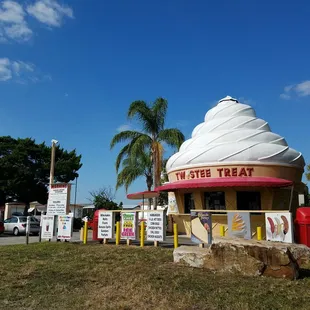 Gorgeous November days require an ice cream treat