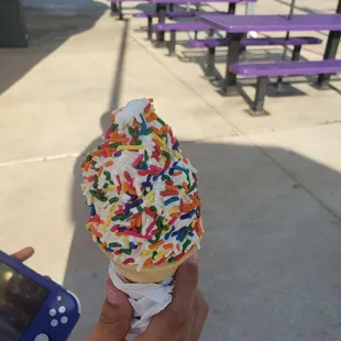 Vanilla cake cone with sprinkles (kiddie version)