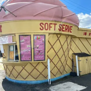 a large ice cream shop