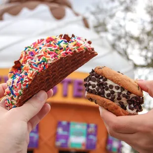 food, donuts, dough desserts