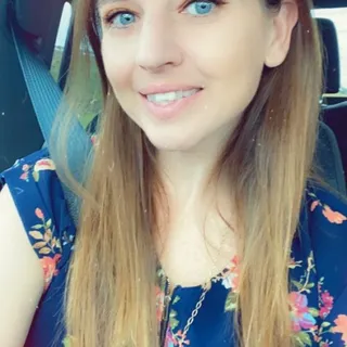 Lynn G.