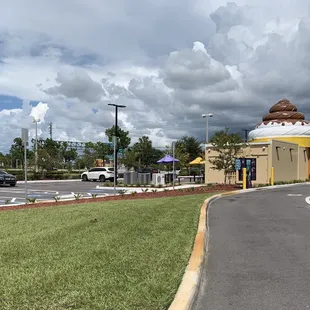 Drive thru lane