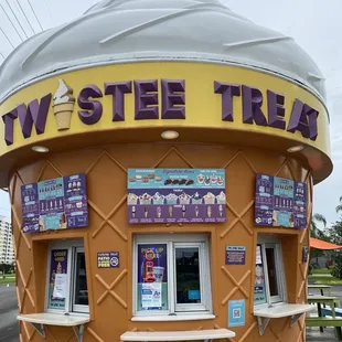 A must stop landmark, don&apos;t sleep on the Twisty Treat!!