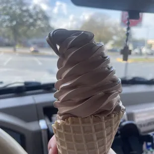 Basic chocolate waffle cone