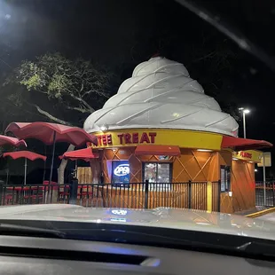 Walk up area outside