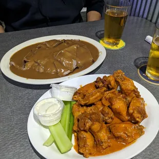Hot beef &amp; Hot Wings