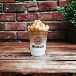 Iced Caramel Macchiato