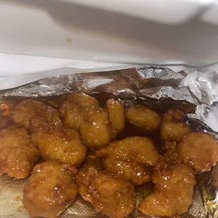 Cracking orange chicken