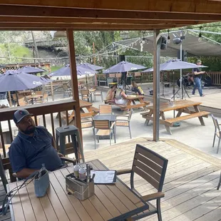 Lots of room for friendly pets and no dogs allowed.