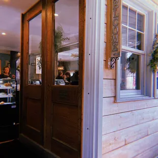 the entrance to the restaurant