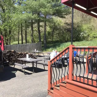 Wonderful, but small seating area. You will need the rolls of kitchen towel on offer.