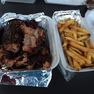 Full Rack Ribs &amp; Fries