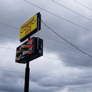 a cloudy day with a cloudy sky