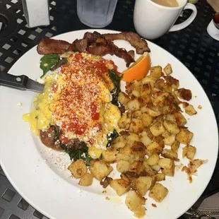 Mediterranean Traditional Eggs Benedict Can&apos;t even put scrumptious into words